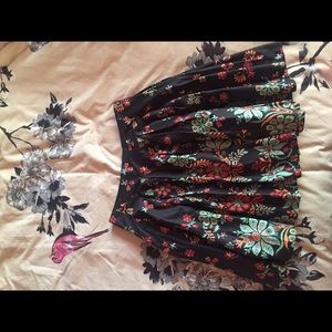 ✳️French Connection Skirt